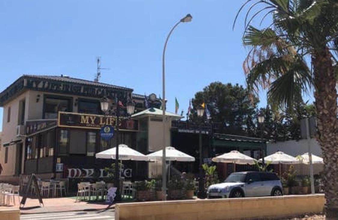 Apartment With Pool & Balcony Less Than 10Min Walk To La Mata Beach! Torrevieja Exterior photo